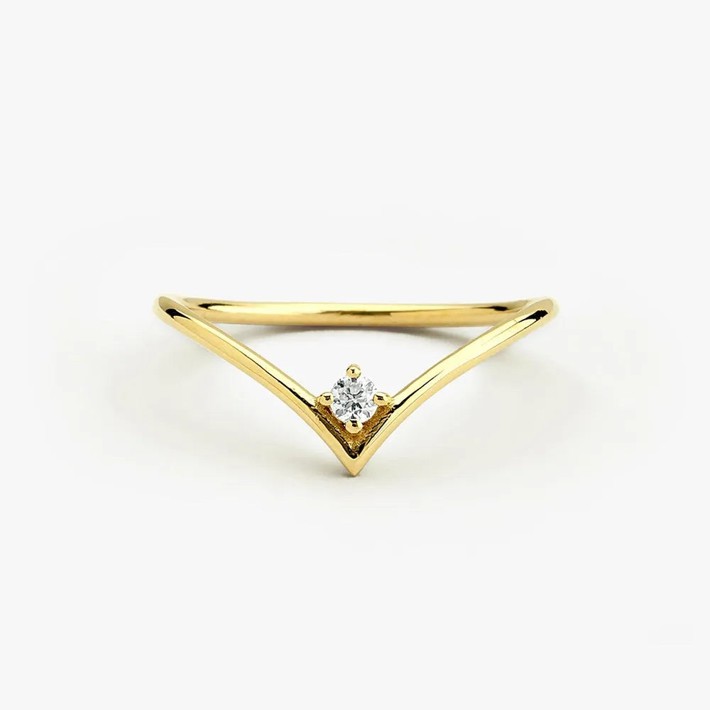 14K Gold Round Diamond Chevron Ring 0.07 Carat 4 Prong Setting