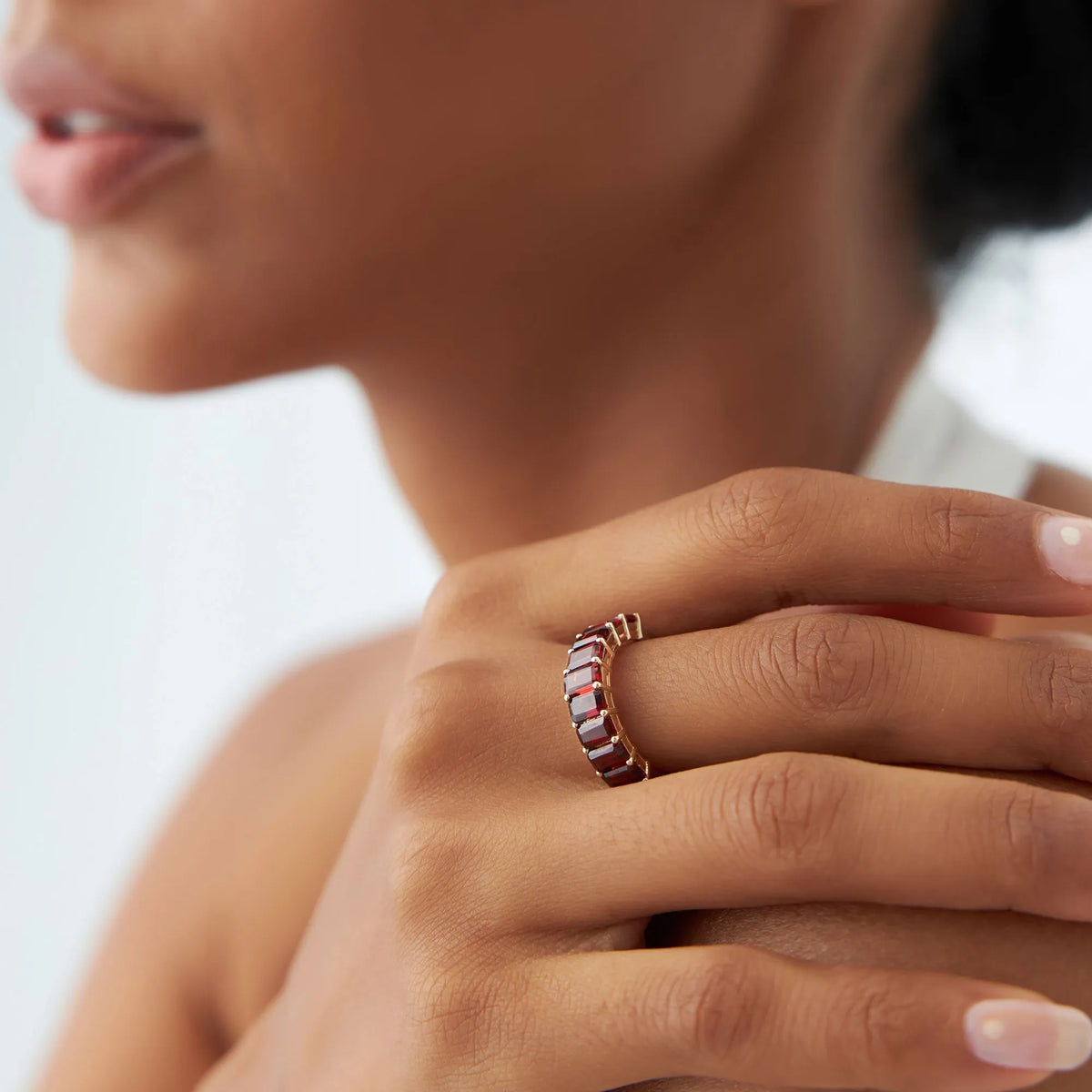 14K Solid Gold Emerald Cut Garnet 3.10 Carat Nine Stone Ring