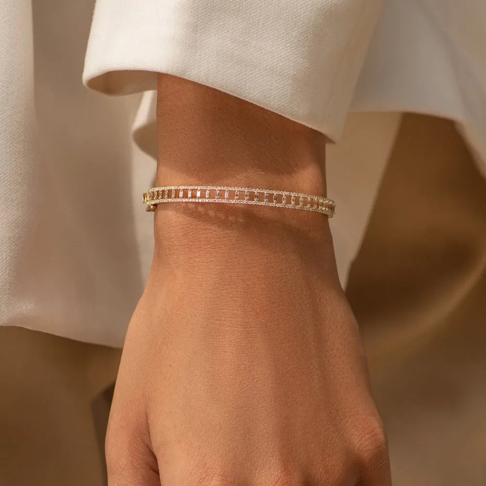 14K Solid Gold 1.33 CTW Baguette and Round Diamond Bangle