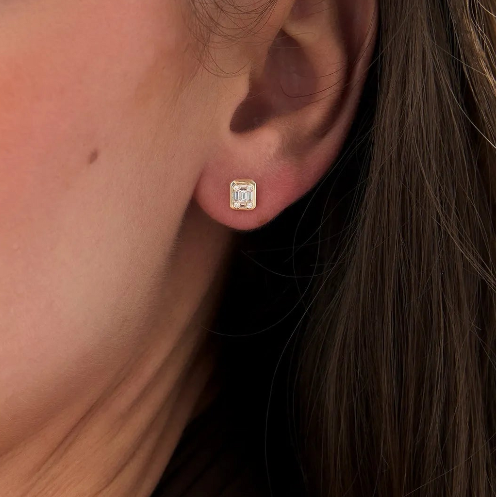 14k Gold Diamond Baguette and Round Cut Illusion Setting Stud Earrings 0.28 ctw