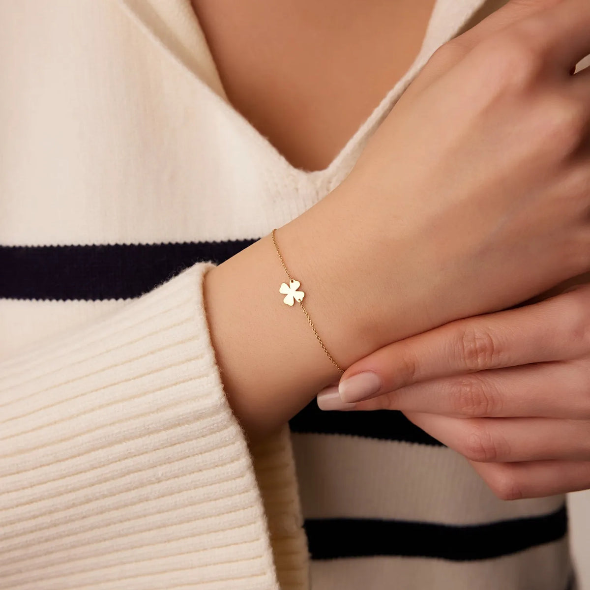 14k Gold Four Leaf Clover Charm Bracelet with Charm