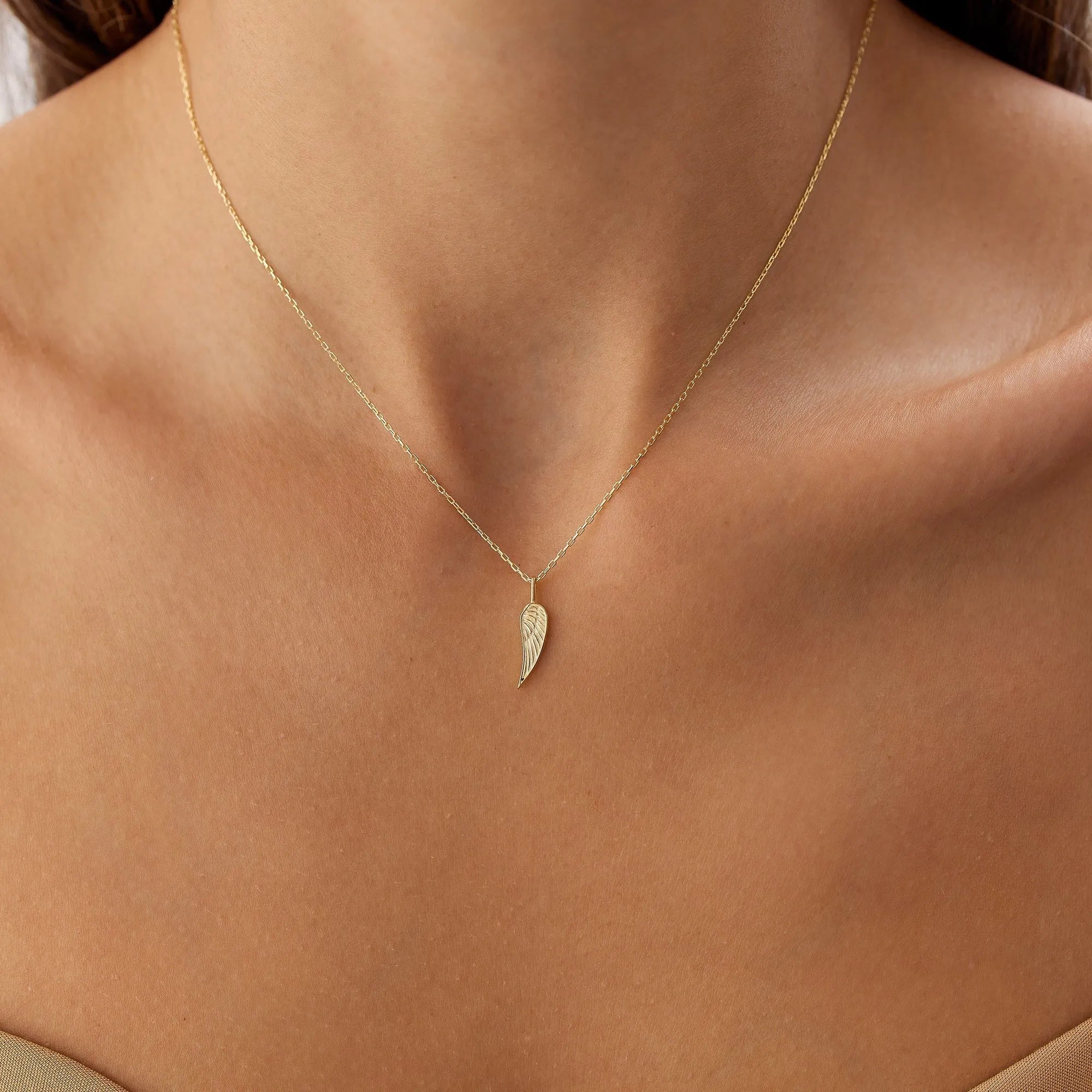 14k Solid Gold Angel Wings Pendant Necklace
