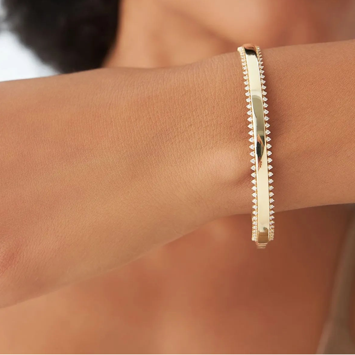14K Solid Gold 0.85 CTW Round Diamond Statement Prong Set Bangle