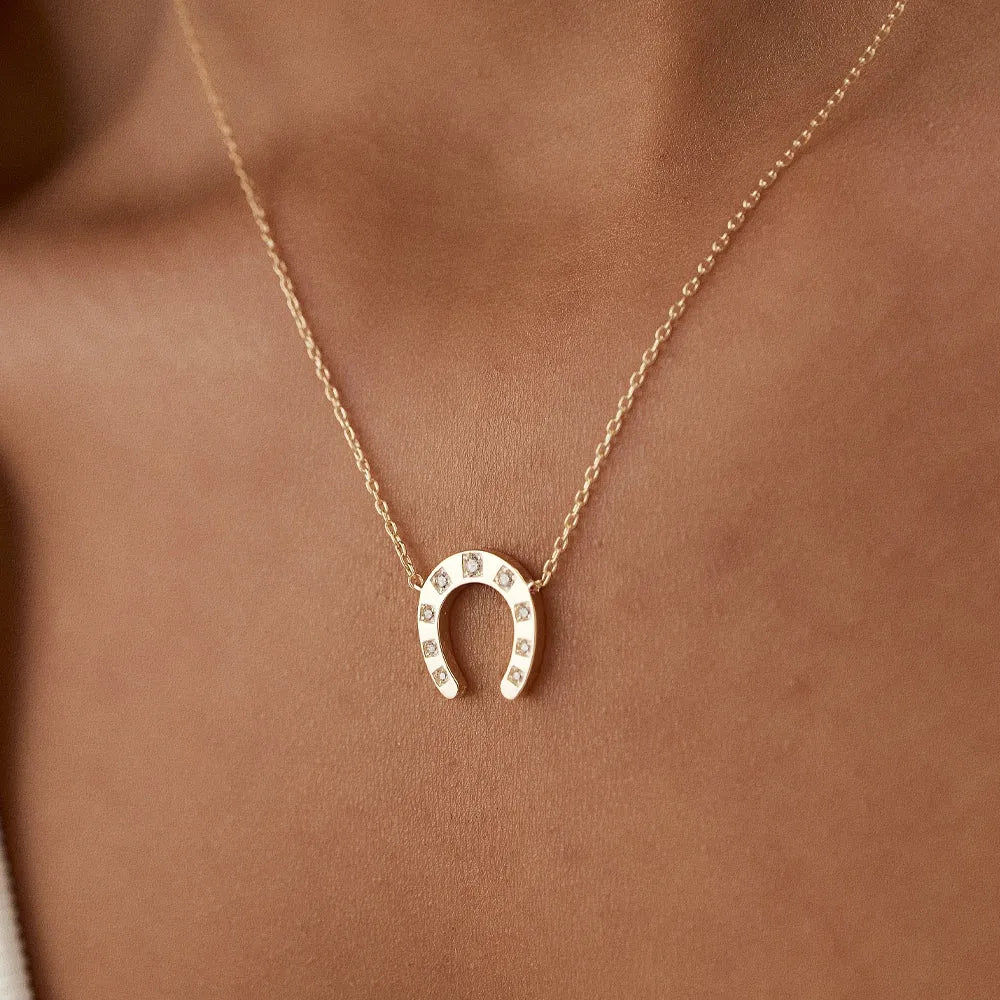 14K Solid Gold Round Diamond Horseshoe Pendant Necklace 0.13ctw