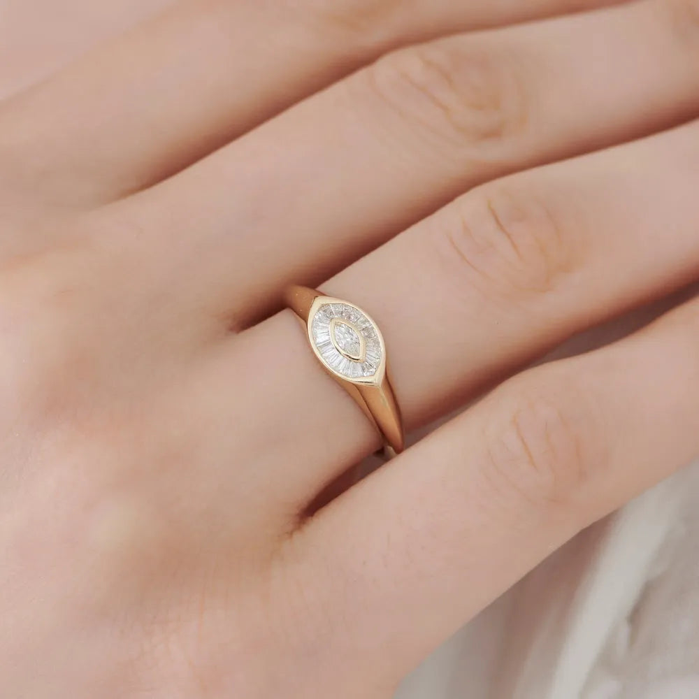 14k Gold Marquise and Baguette Diamond Ring 0.35 ctw