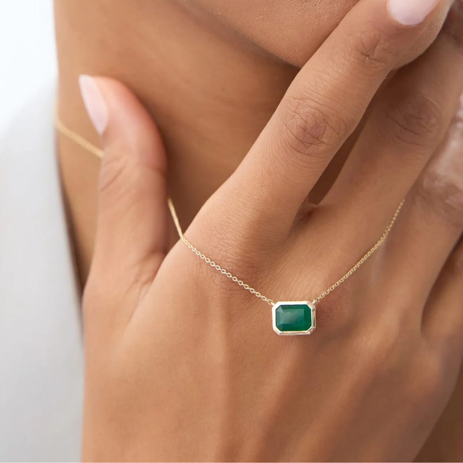 14k Solid Gold Octagon Cut Emerald 1.50 to 2.20 CTW Bezel Setting Necklace