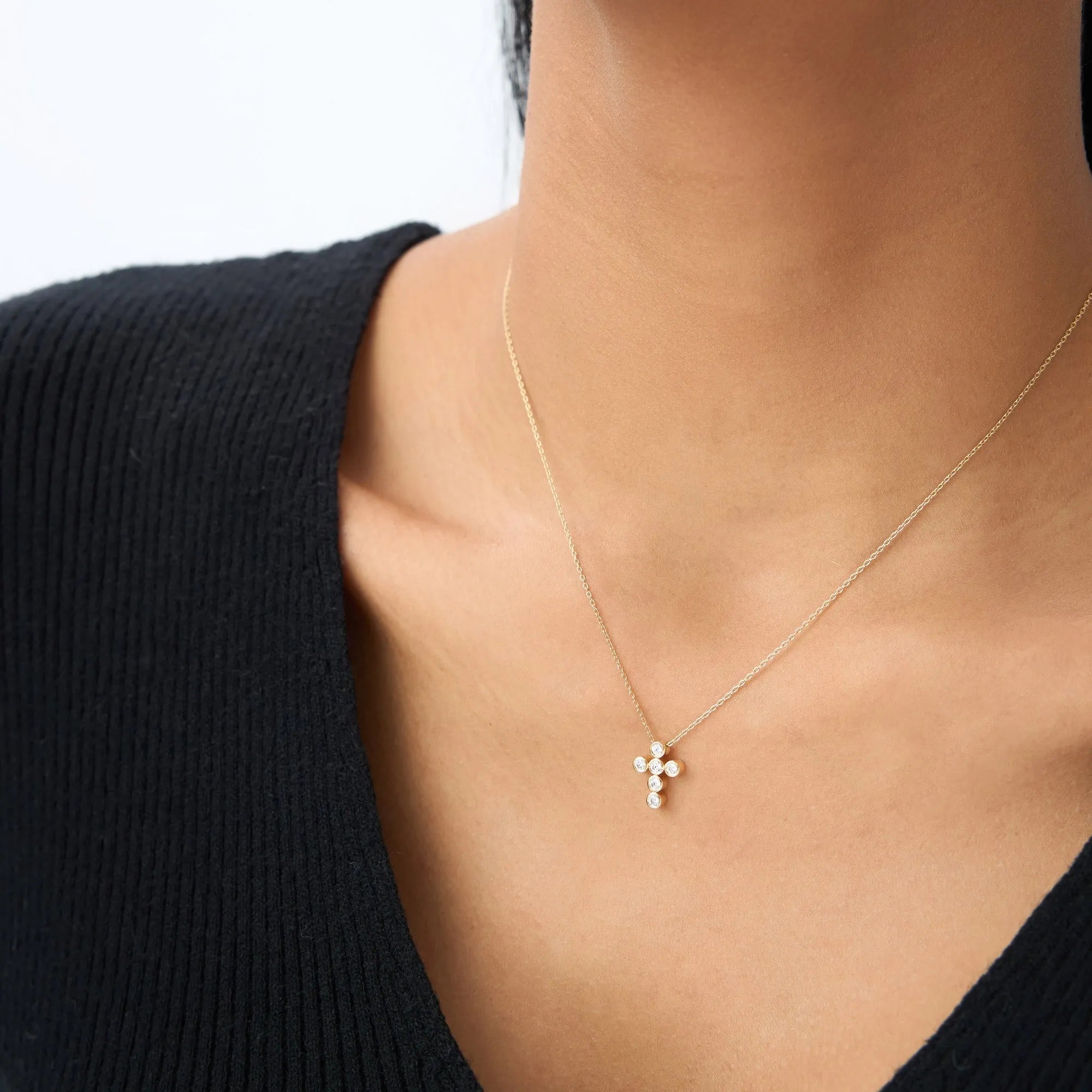 14K Solid Gold Round Diamond 6 Stone Cross Pendant Necklace Bezel Set 0.26ctw