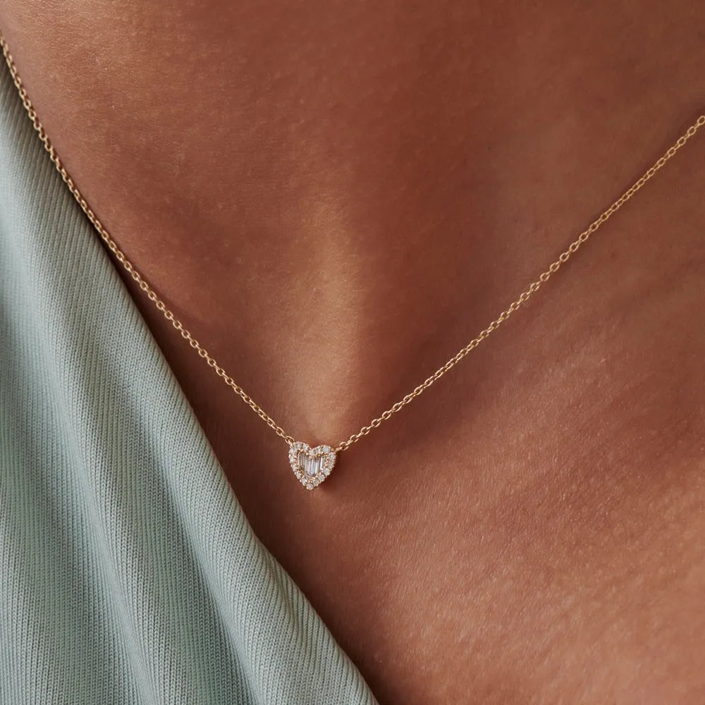 14K Solid Gold Round and Baguette Diamond Mini Heart Pendant Necklace 0.14ctw