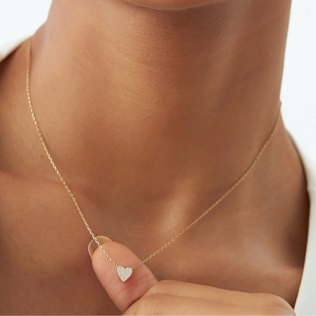 14K Solid Gold 0.22 CTW Round Diamond Mini Heart Necklace