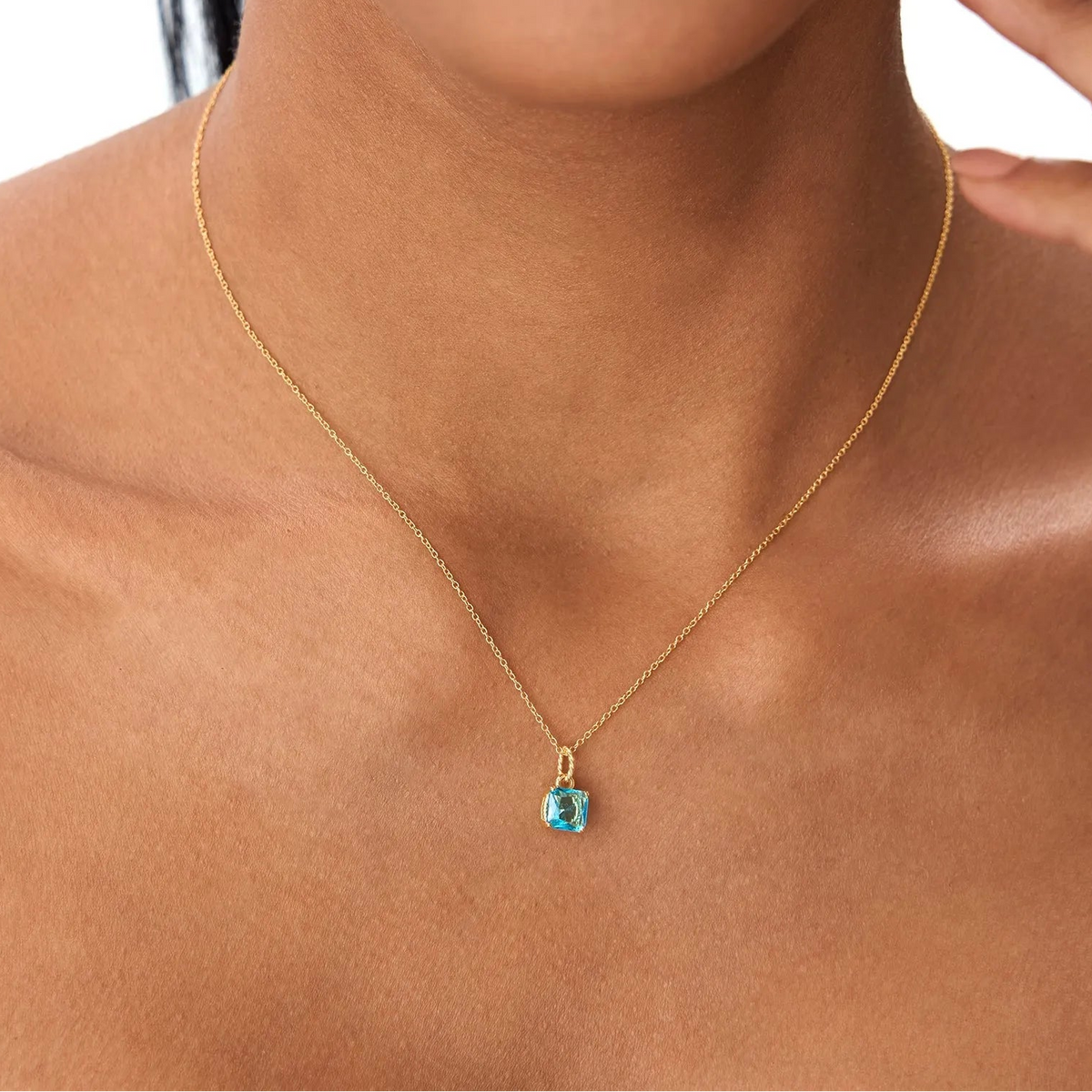 14k Solid Gold London Blue Topaz Cushion Cut Solitaire Necklace 1.20 Carat