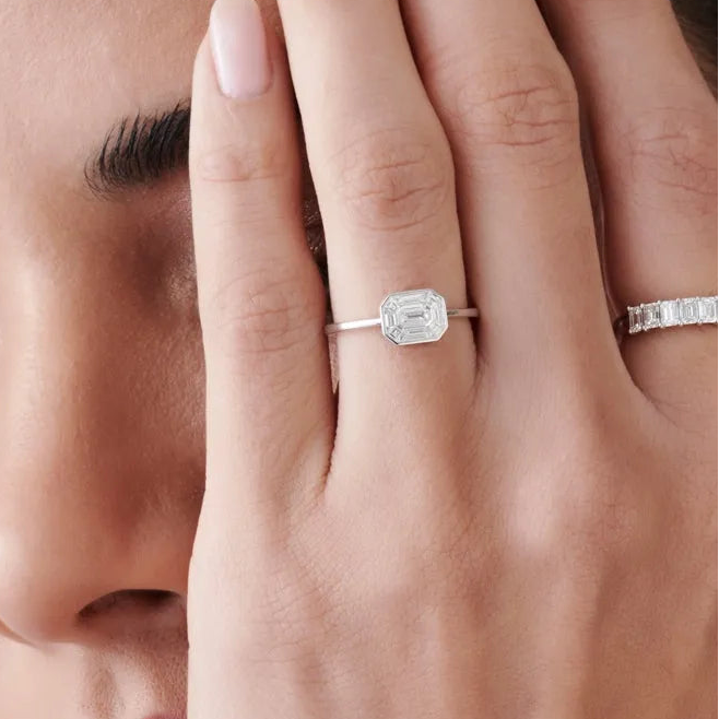14K Solid Gold Emerald Pie Cut Diamond 0.55 Carat East West Illusion Invisible Bezel Setting Ring