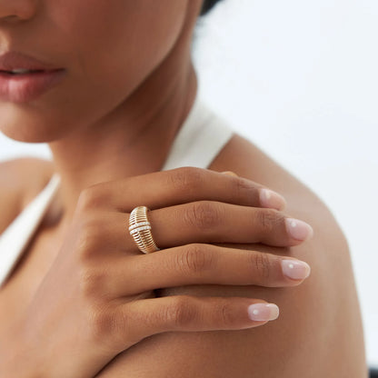 14k Solid Gold Round Diamond 0.18 Carat Ribbed Dome Statement Ring