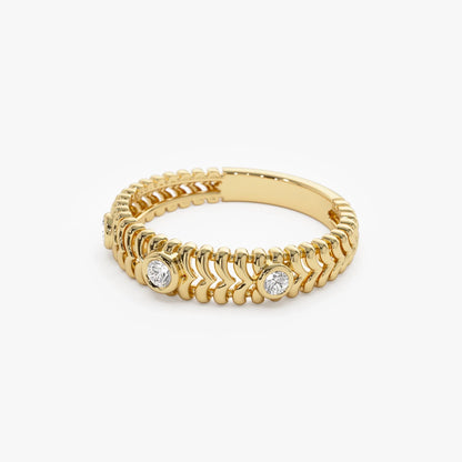 14K Solid Gold Round Diamond 0.12 Carat Ribbed Three Stone Ring