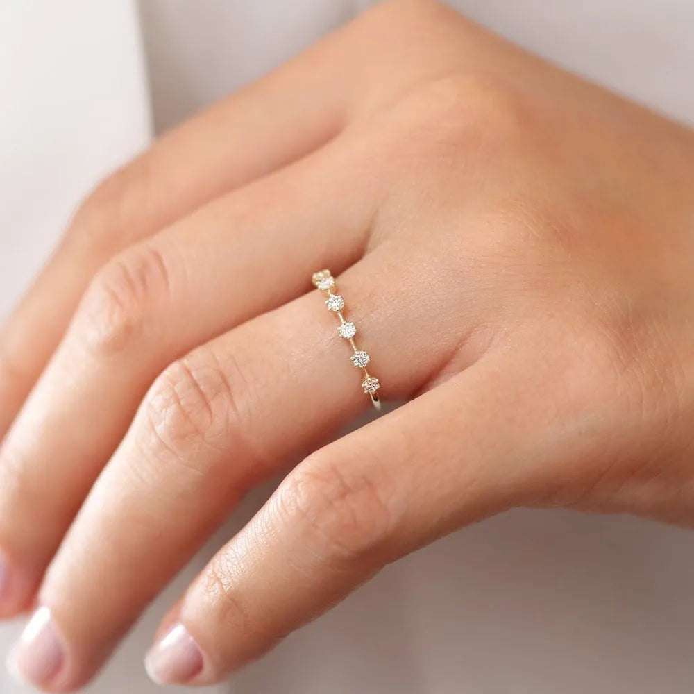 14K Solid Gold 0.25 CTW Round Diamond 7 Stone Micro Prong Wedding Ring