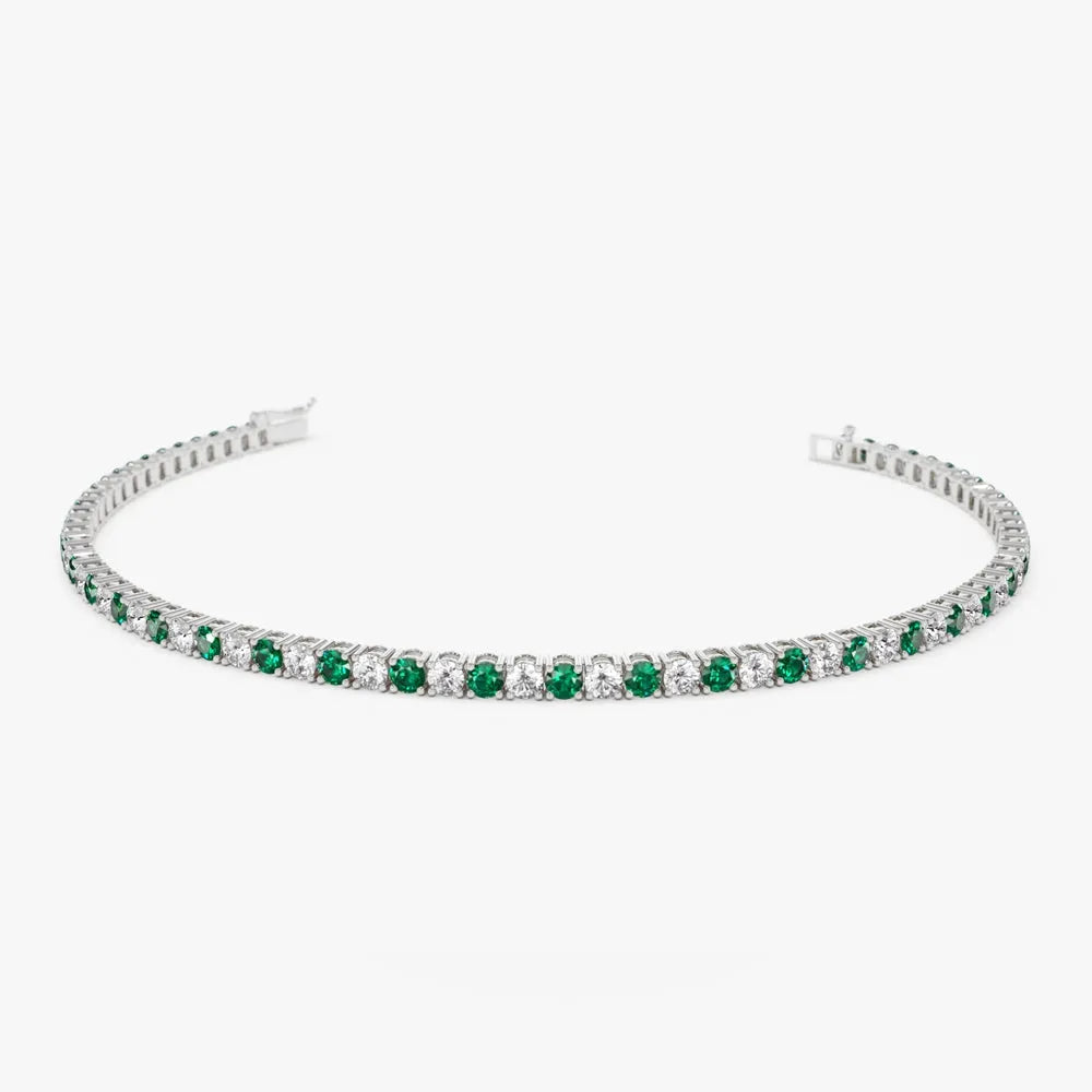 14k Gold Round Diamond and Emerald 4 Prong Tennis Bracelet