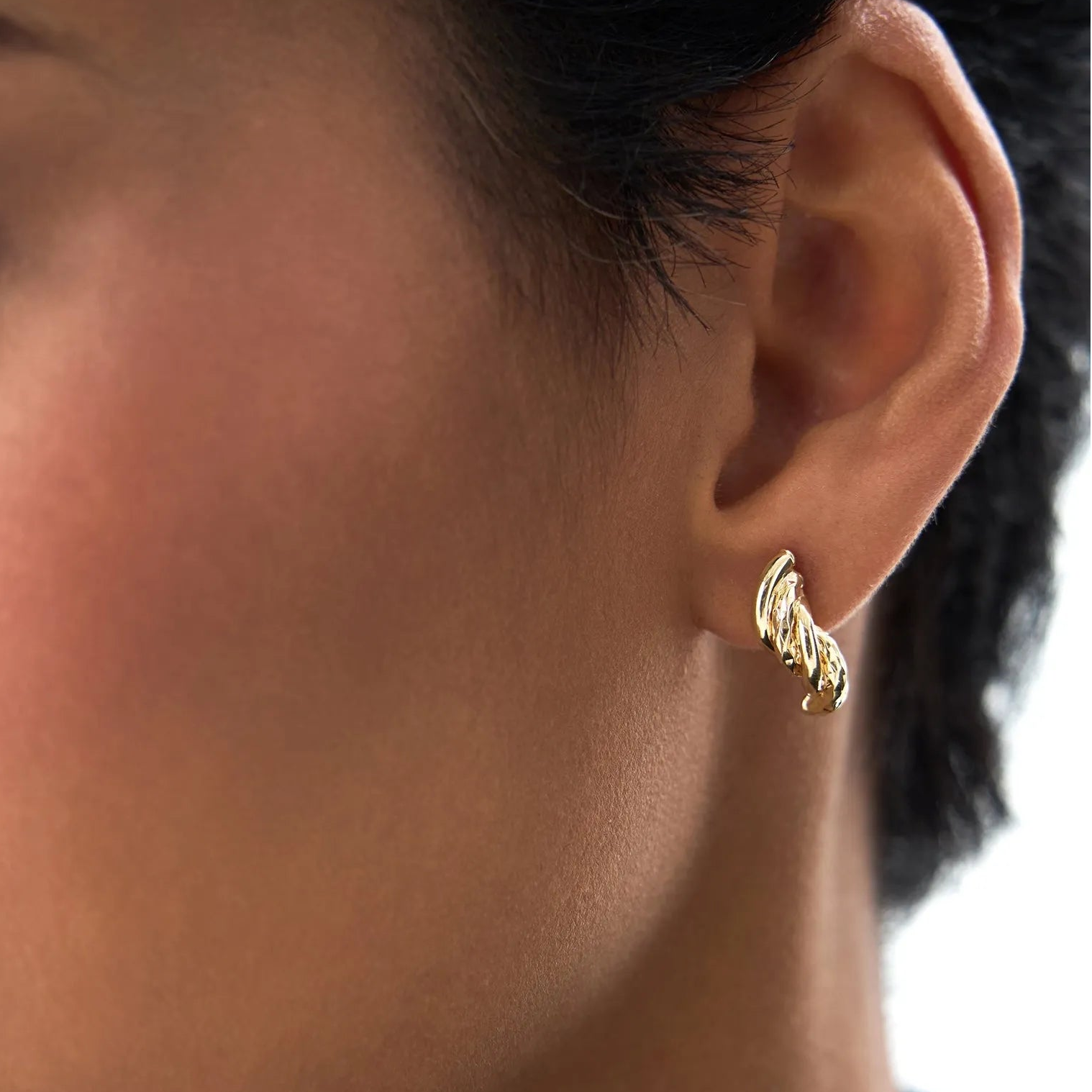 14k Yellow Gold Twisted Curve Earrings 16mm Length 5.75mm Width