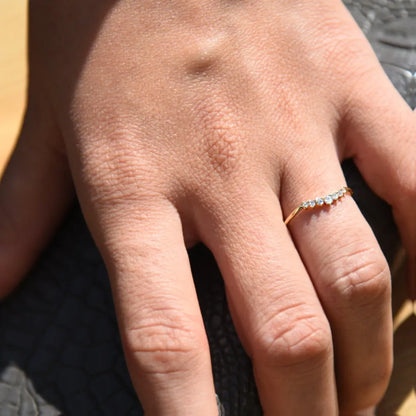 14K Gold Round Diamond 0.15 CTW Curved Stackable Prong Setting Ring