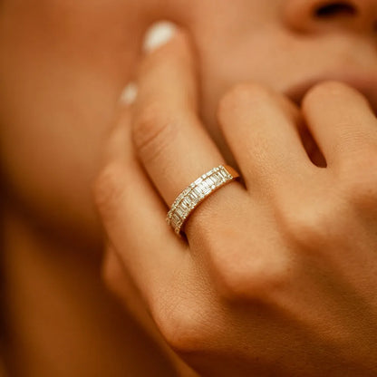14K Solid Gold Baguette and Round Diamond 0.85 Carat Wedding Band