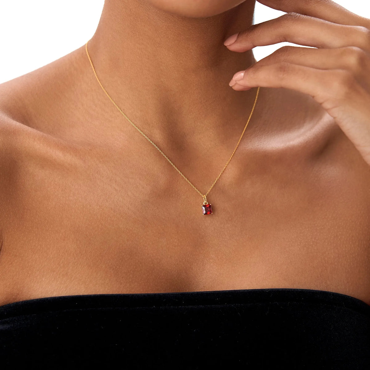 14k Solid Gold Garnet Cushion Cut Solitaire Necklace 1.15 Carat