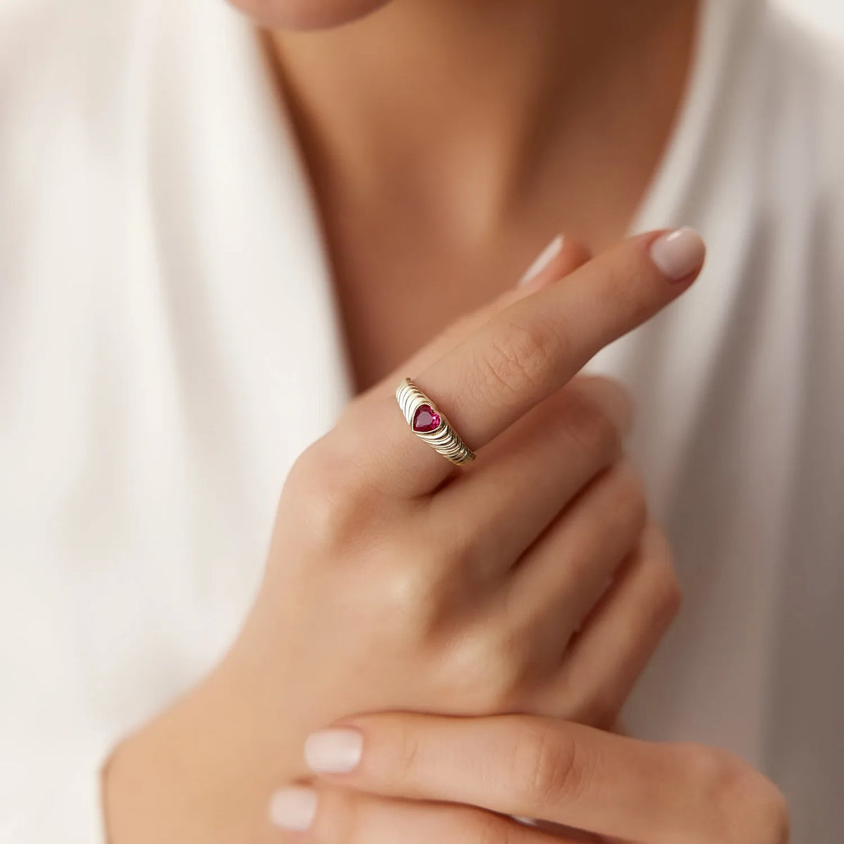 14K Solid Gold Heart Shape Garnet 0.40 Carat Beveled Ring