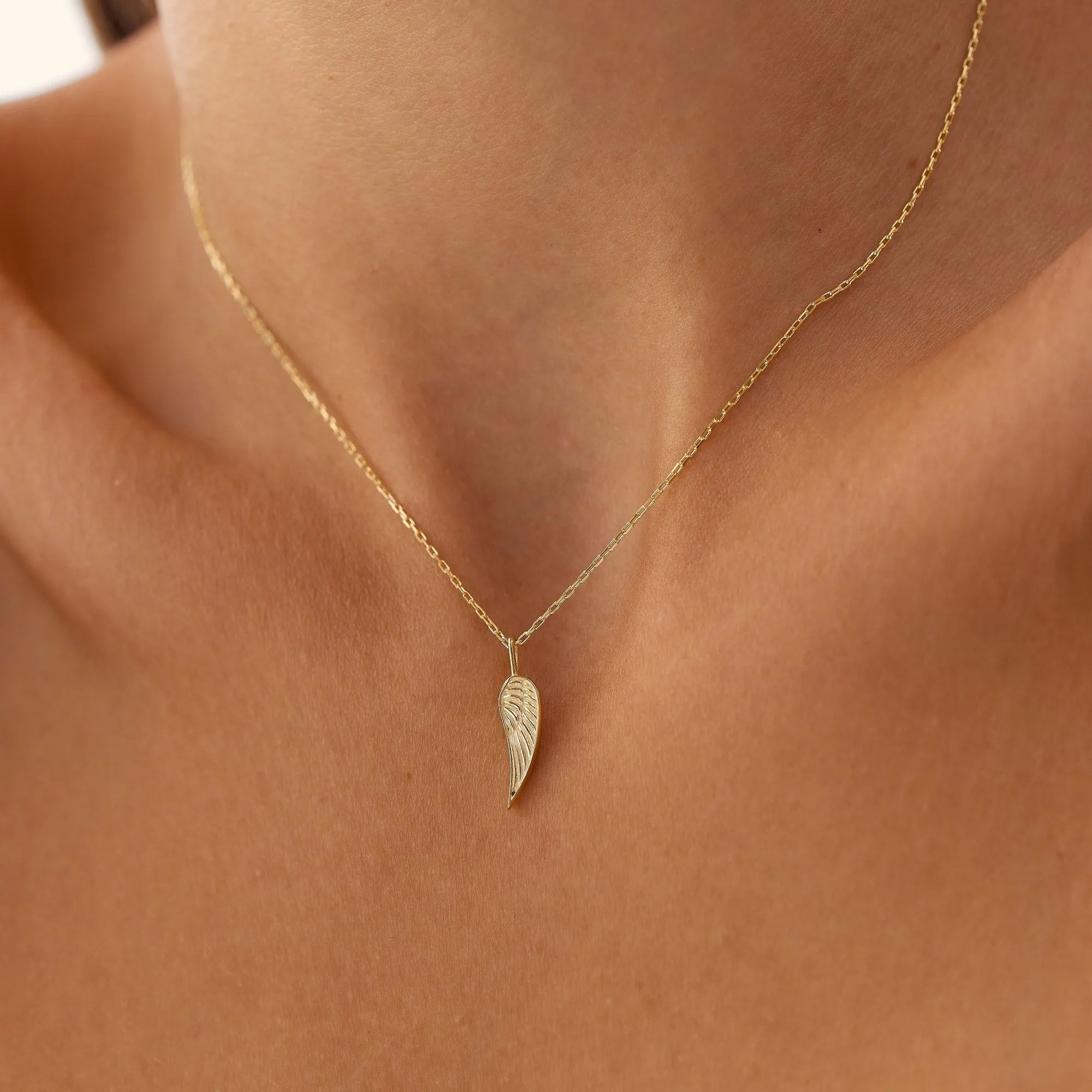 14k Solid Gold Angel Wings Pendant Necklace
