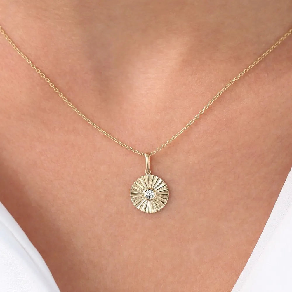 14K Solid Gold Round Diamond Disc Ray Pendant Necklace 10mm 0.07ctw