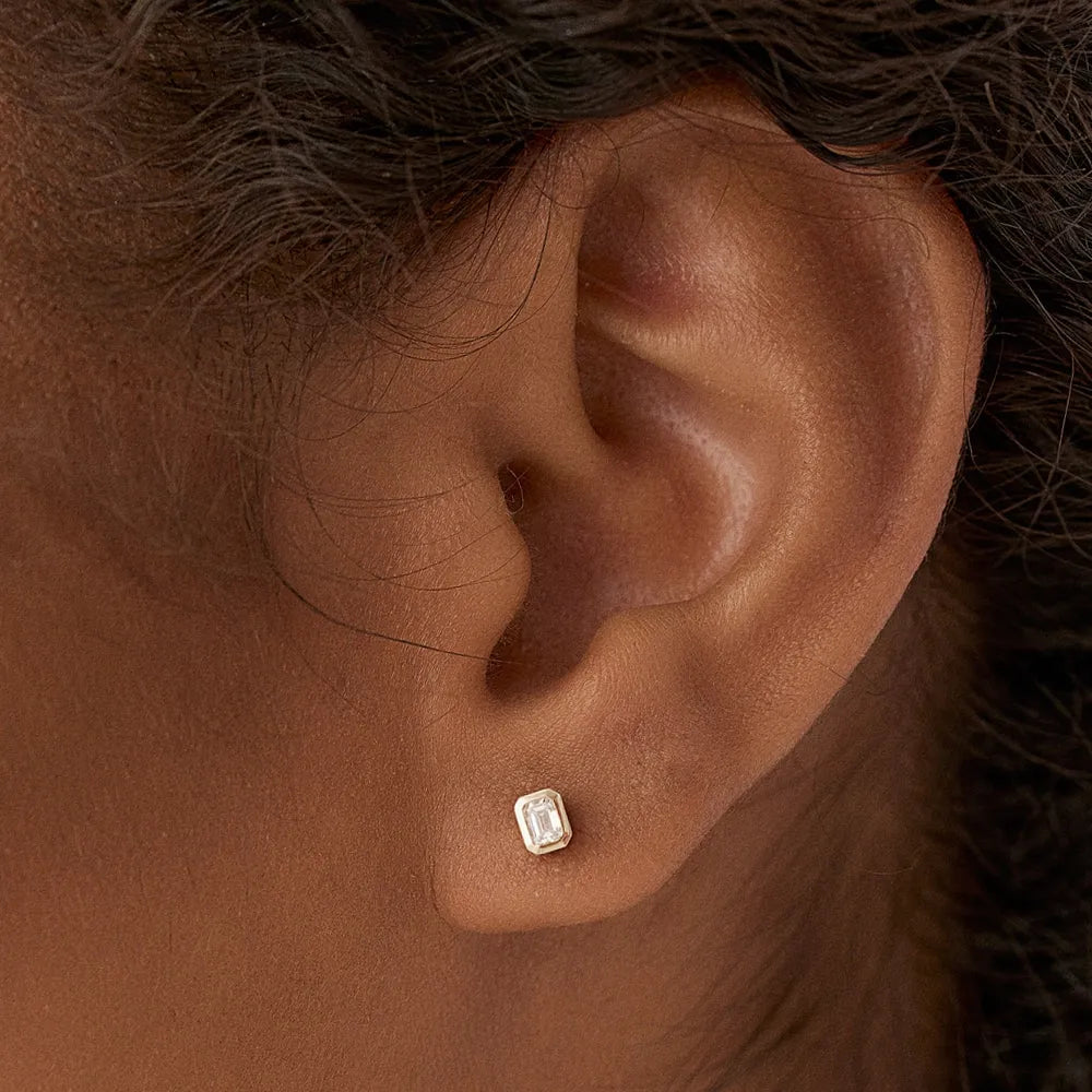 14k Gold Diamond Emerald Cut Bezel Setting Stud Earrings 0.24 ctw