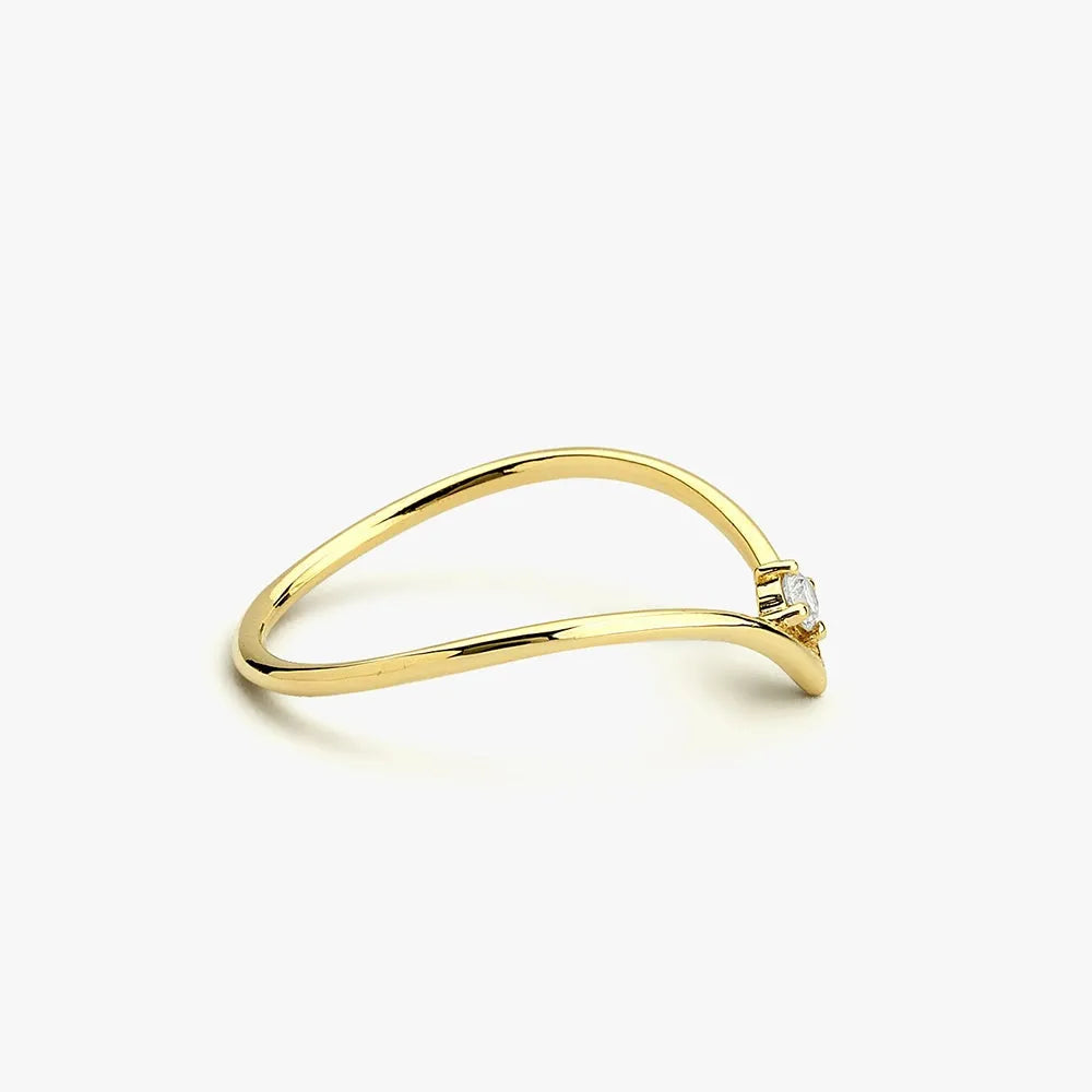 14K Gold Round Diamond Chevron Ring 0.07 Carat 4 Prong Setting