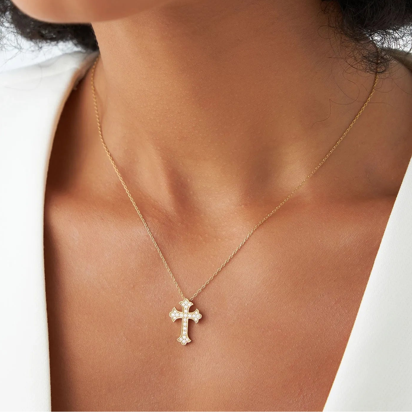 14K Solid Gold 0.32 CTW Round Diamond Gothic Cross Pave Setting Necklace