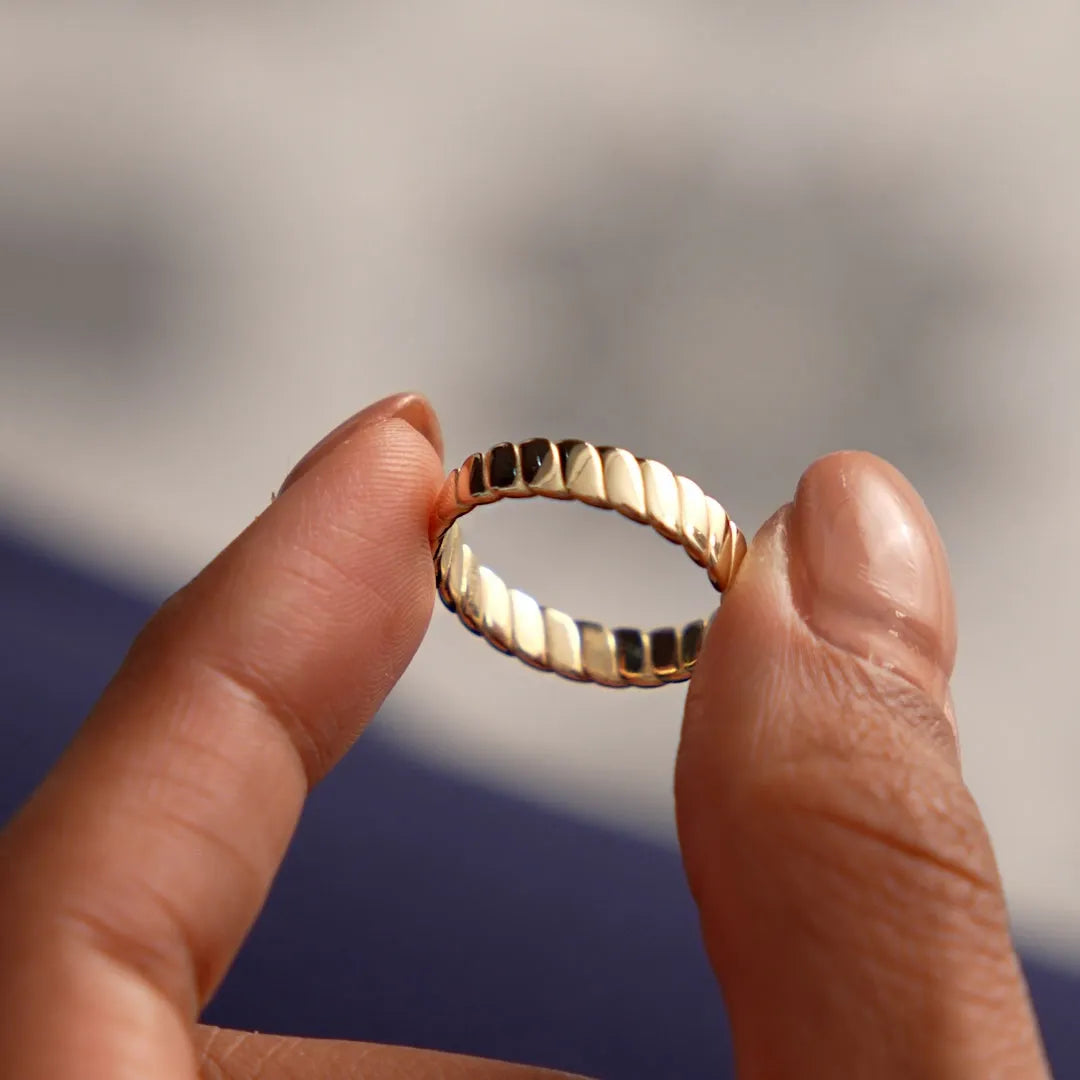 14k Solid Gold Twisted Bold Band Ring 4mm Width Minimalist Design