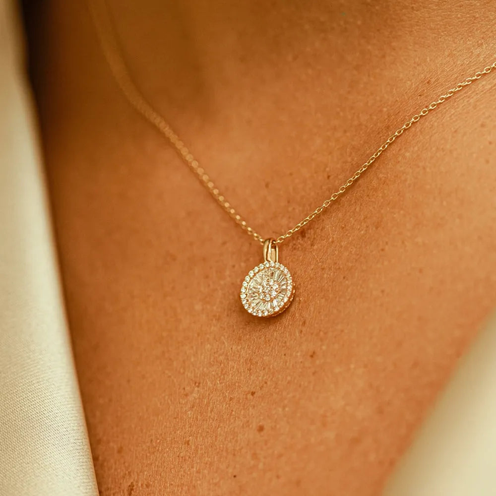 14K Solid Gold Baguette and Round Diamond Disc Cluster Necklace 0.44ctw