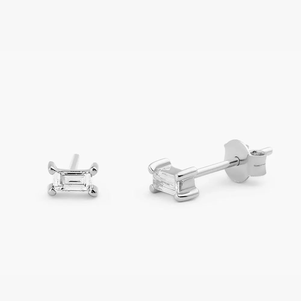 14k Gold Diamond Baguette Cut Stud Earrings Prong Setting 0.30 ctw