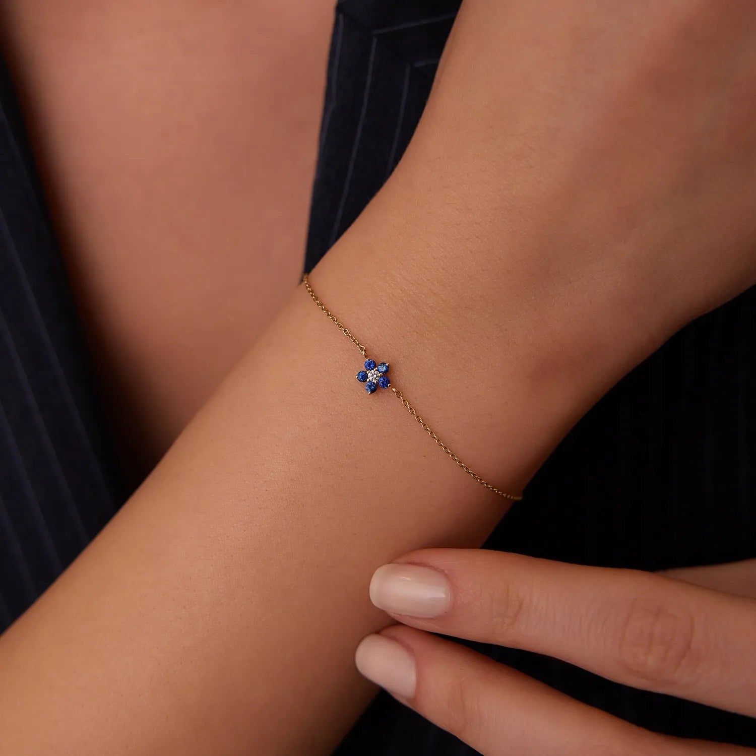 14K Solid Gold Round Sapphire and Diamond Flower Charm Bracelet