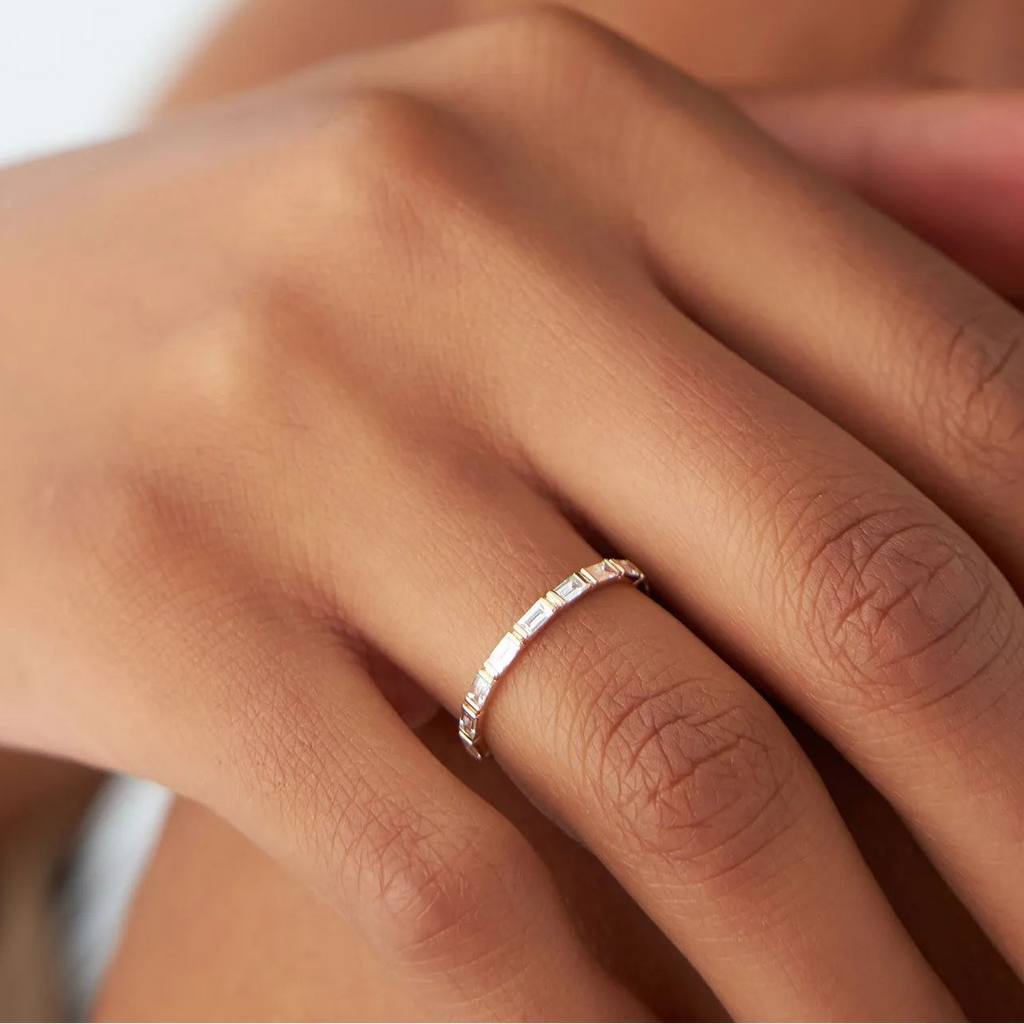 14k Gold 0.64 Carat Baguette Diamond Bar Setting Eternity Ring