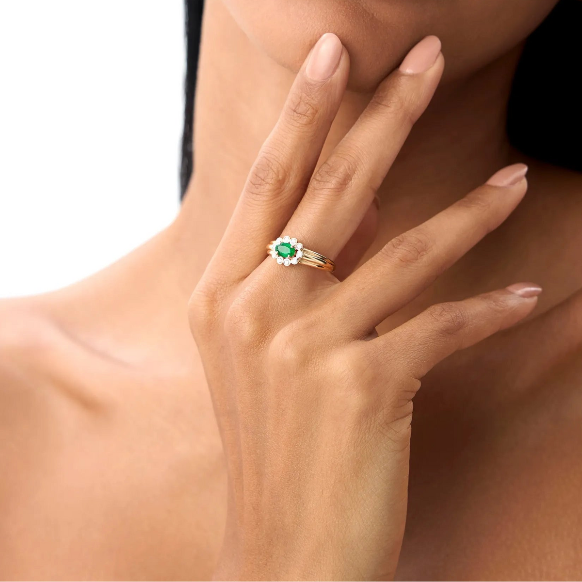 14K Solid Gold Oval Emerald and Round Diamond Bezel Halo Ring 0.60 CTW