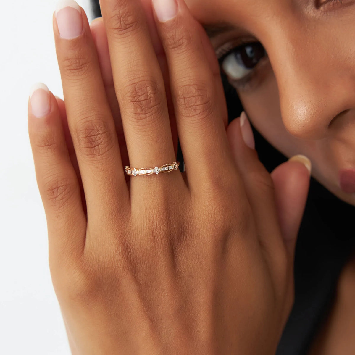 14k Gold 0.18 CTW Baguette and Round Diamond Vintage Inspired Wedding Ring