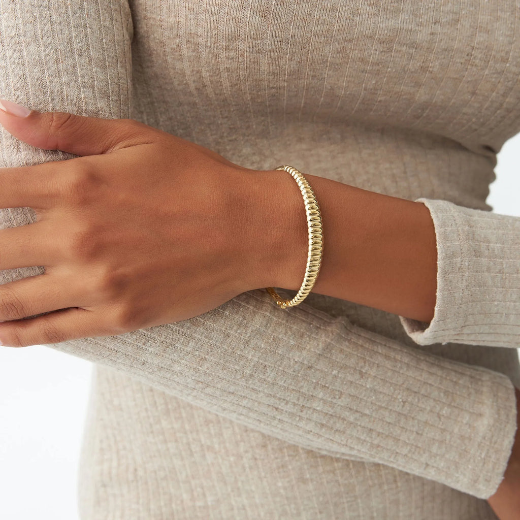 14K Solid Gold Wide Chunky Ribbed Bangle Bracelet