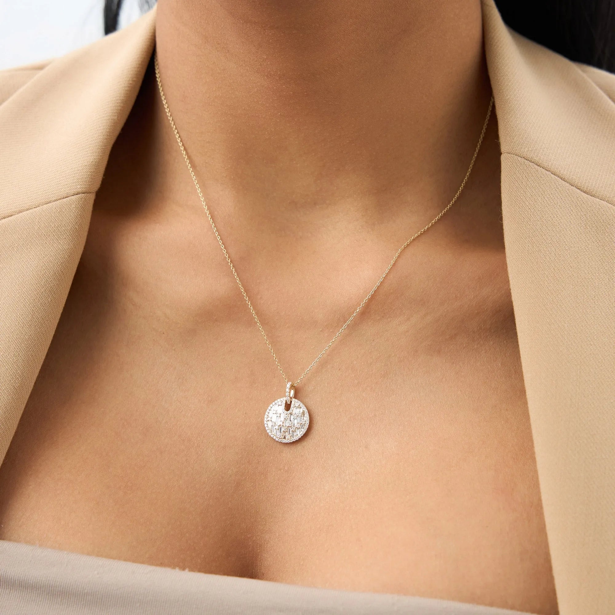 14K Solid Gold 0.80 CTW Baguette and Round Diamond Disc Necklace Prong Setting