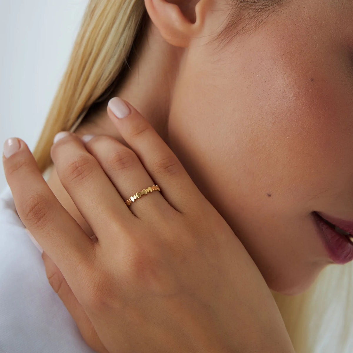 14k Solid Gold Alternating Size Oval Stackable Band Ring