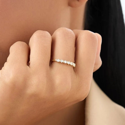 14K Solid Gold 0.20 ctw Round Cut Diamond Seven Stone Wedding Ring