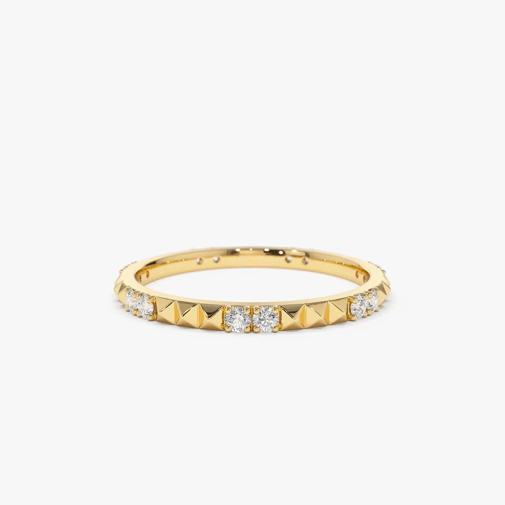 14K Gold Round Diamond Pyramid Eternity Ring 0.20ctw