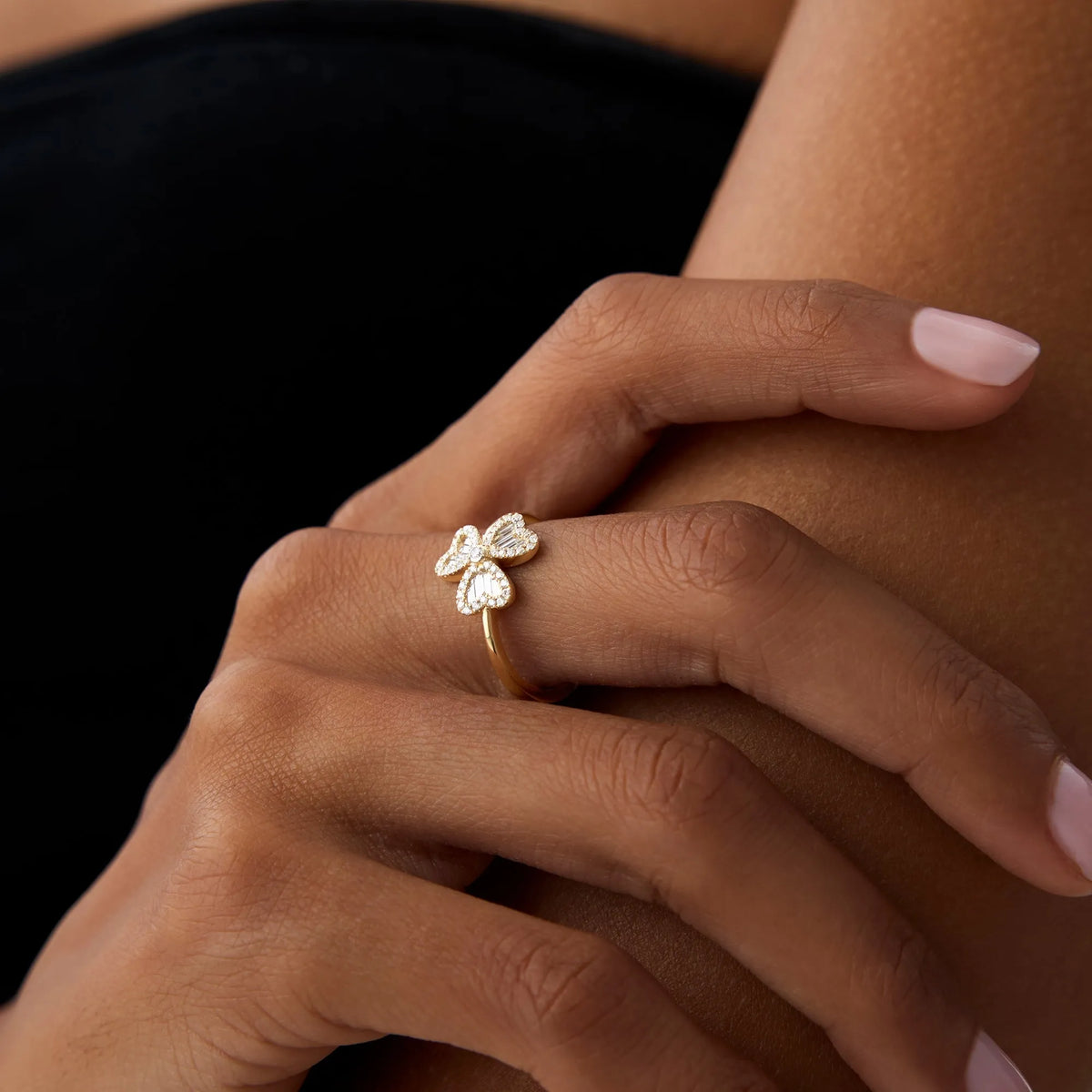 14K Solid Gold Baguette and Round Diamond 0.42 Carat Flower Clover Ring