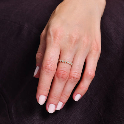 14k Gold 0.38ctw Round Diamond Bezel Set Clover Eternity Ring