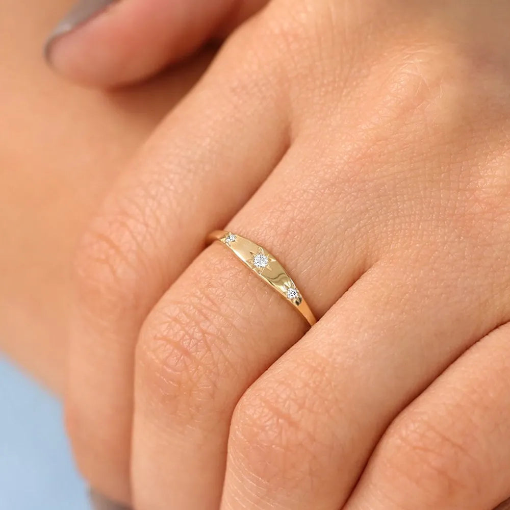 14K Solid Gold Round Diamond 3 Stone Star Setting Stacking Ring 0.06 CTW