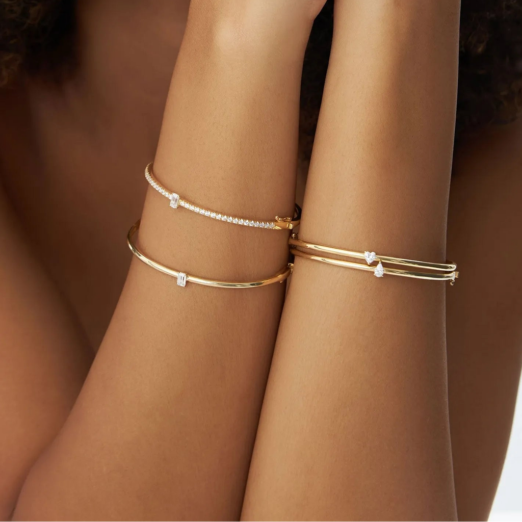 14K Solid Gold 0.25 CTW Heart Shape Diamond Solitaire Bangle