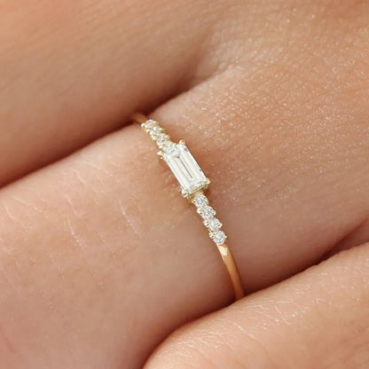 14K Solid Gold Baguette and Round Diamond 0.25 Ctw Prong Setting Engagement Ring