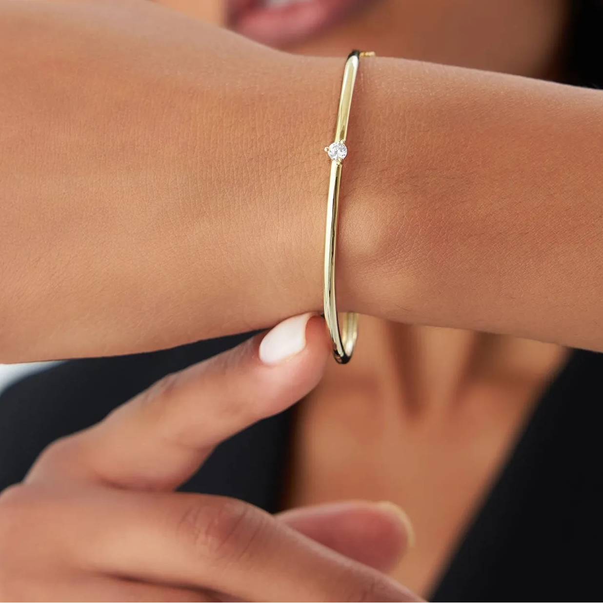 14K Solid Gold 0.30 CTW Round Diamond Solitaire Prong Set Bangle