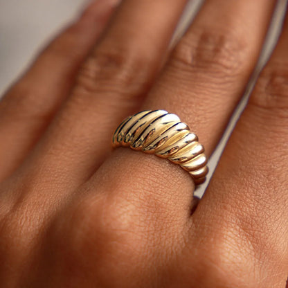 14k Gold Swirl Dome Bold Statement Ring Wide Graduated Band