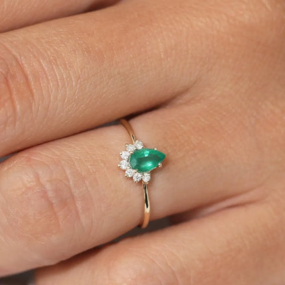 14K Solid Gold Pear Shape Emerald and Round Diamond Half Halo Engagement Ring 0.43 CTW