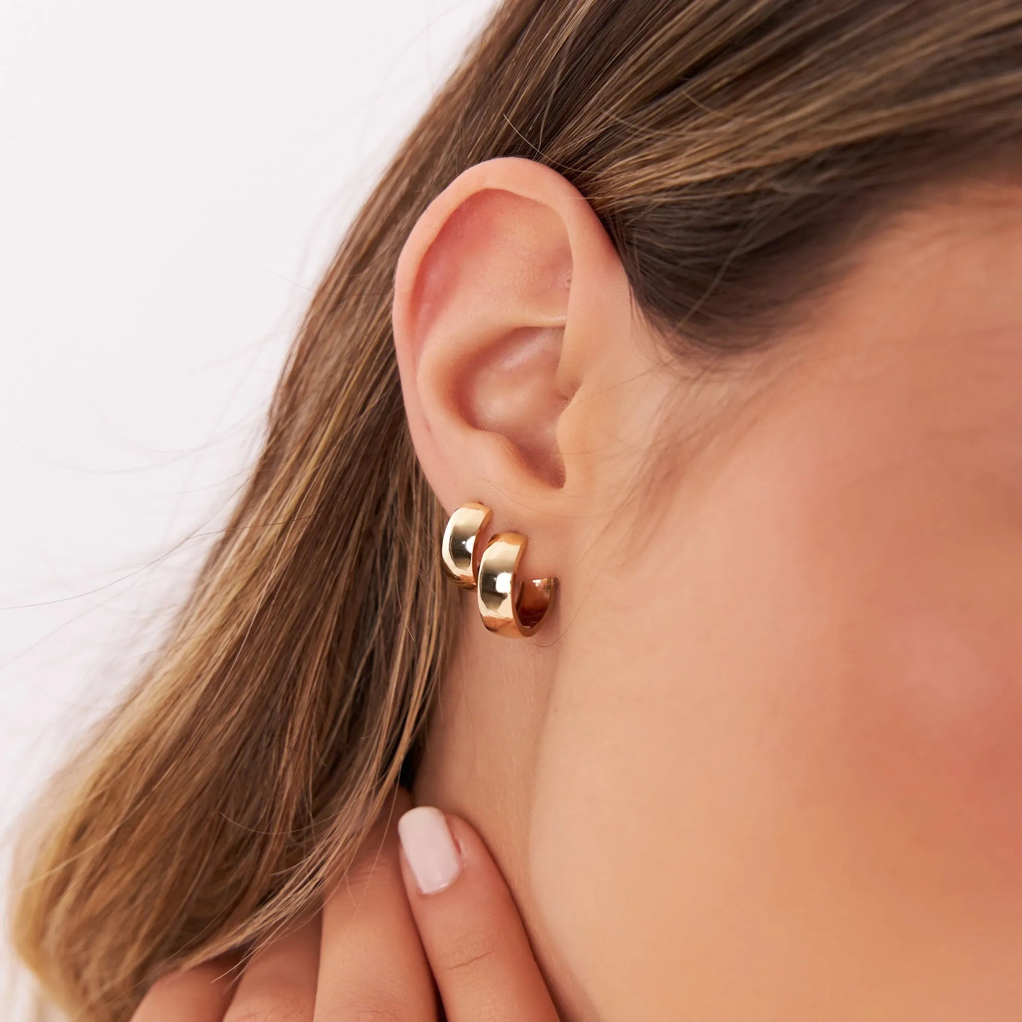14k Solid Gold Chunky Huggie Hoop Earrings 5mm Width Polished Design
